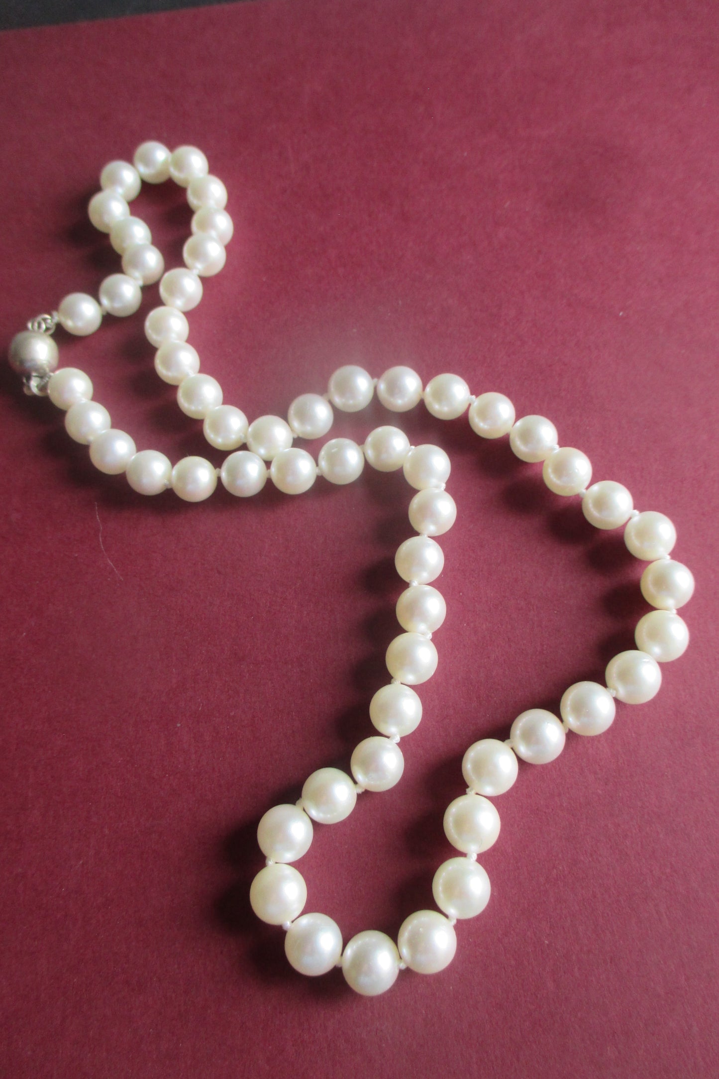 White sea pearl necklace