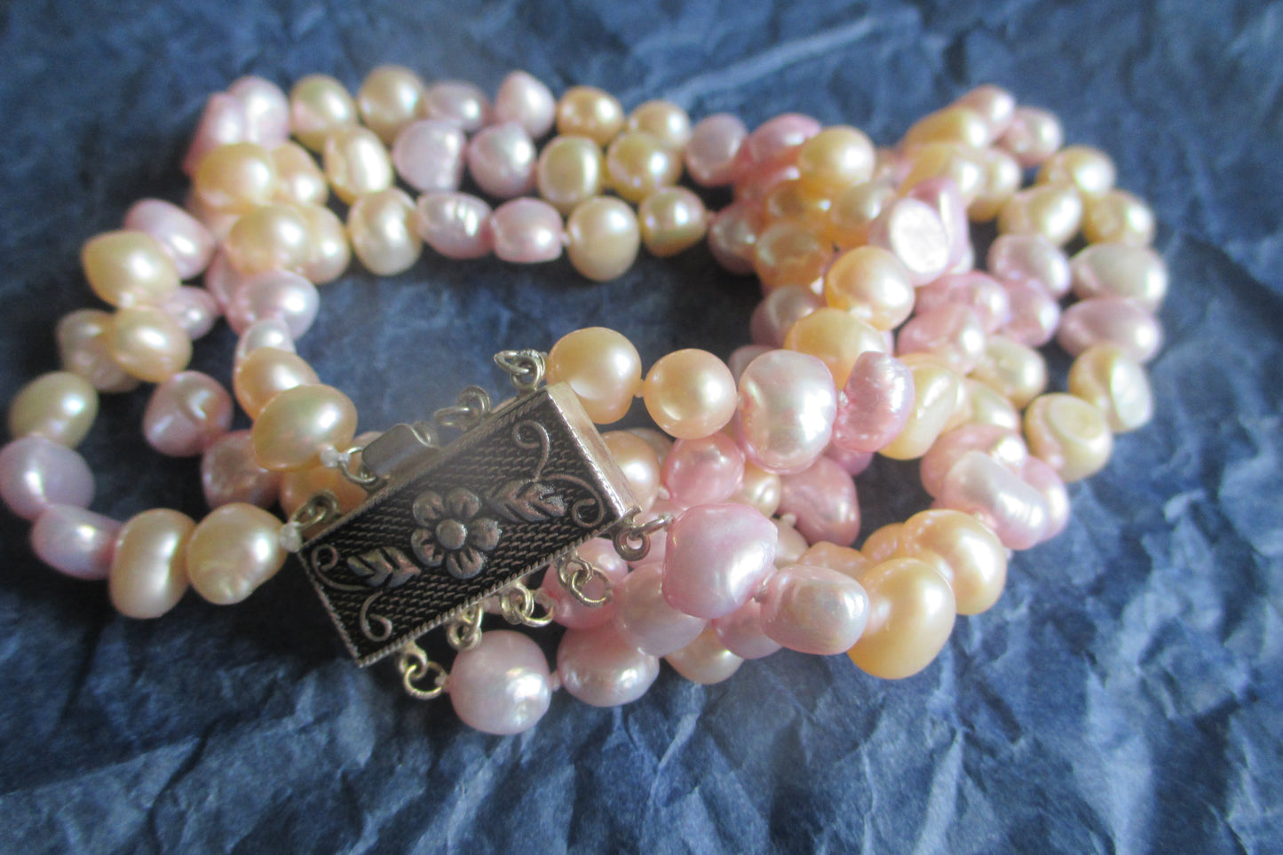 Pink freshwater pearl bracelet