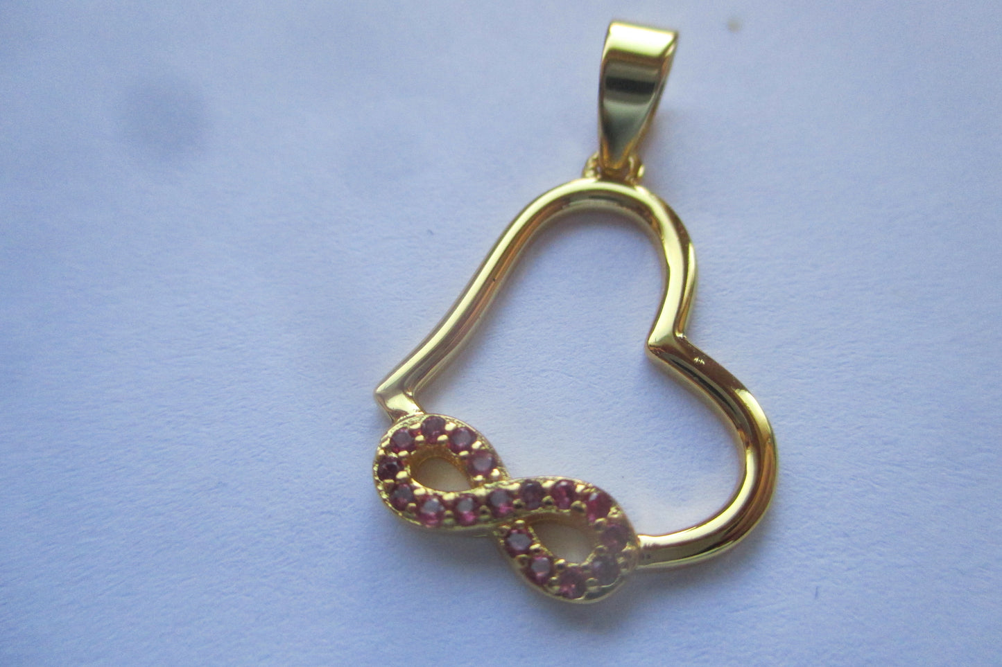 Gold plated Heart eternity pendant with RED accents