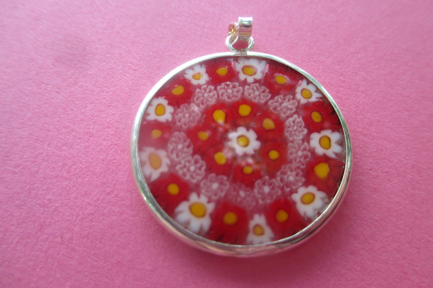 Venetian glass pendant