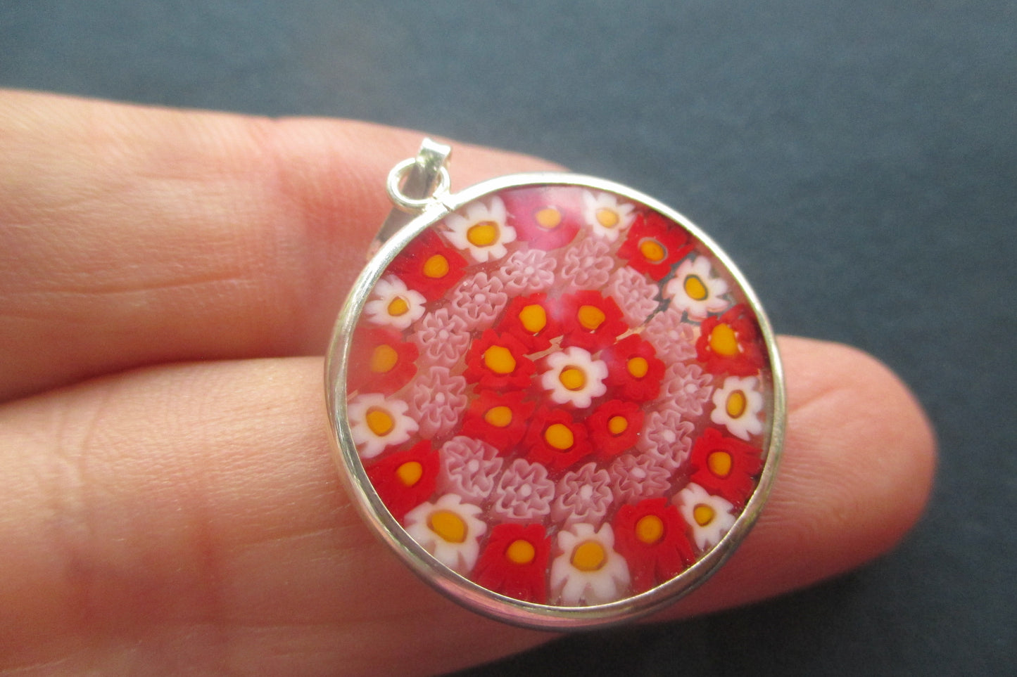 Venetian glass pendant