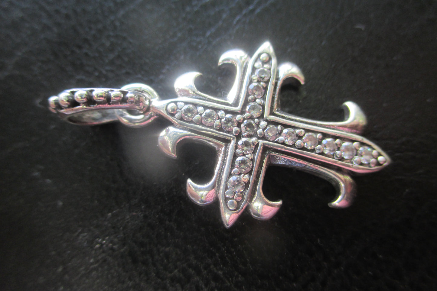 Cross pendant