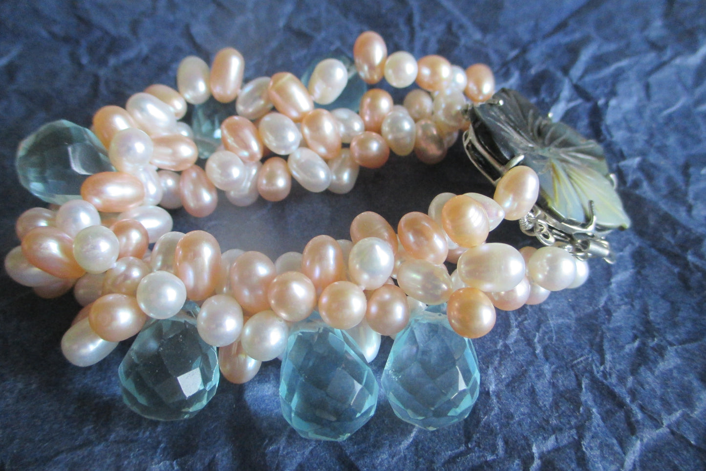 Freshwater pearl bracelet