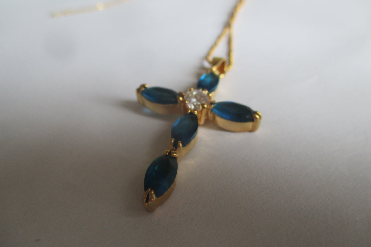 Cultured crystal Cross pendant