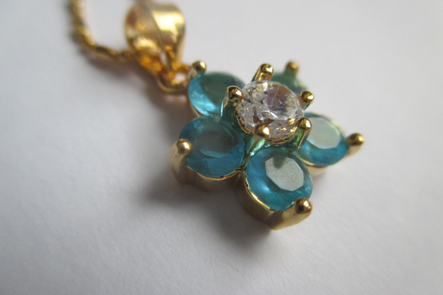 Flower pendant