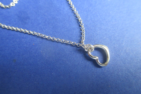 Silver small heart pendant