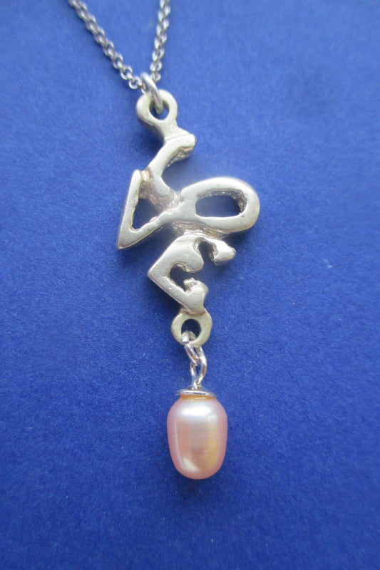 Silver Love pendant with pearl