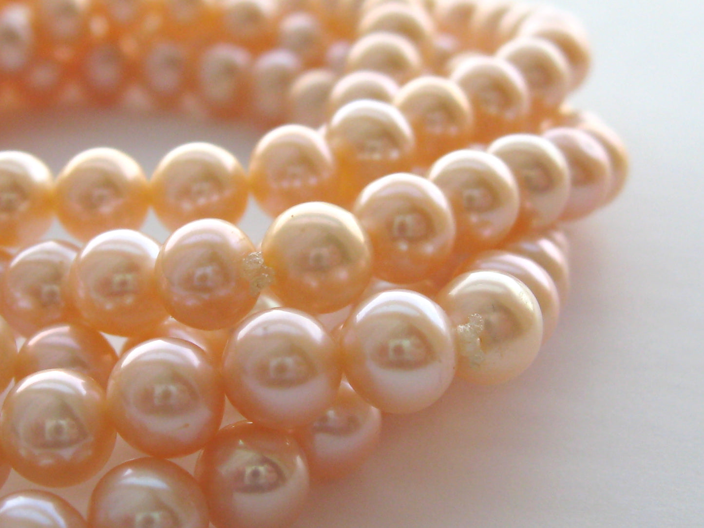 Pink sea pearl bracelet