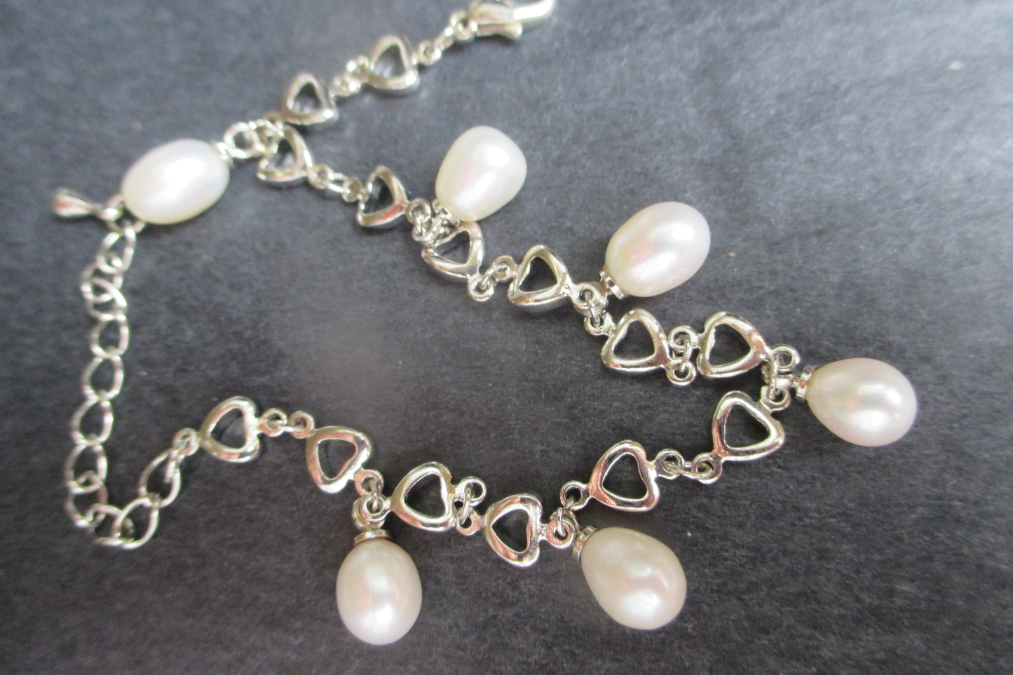 Pearl bracelet