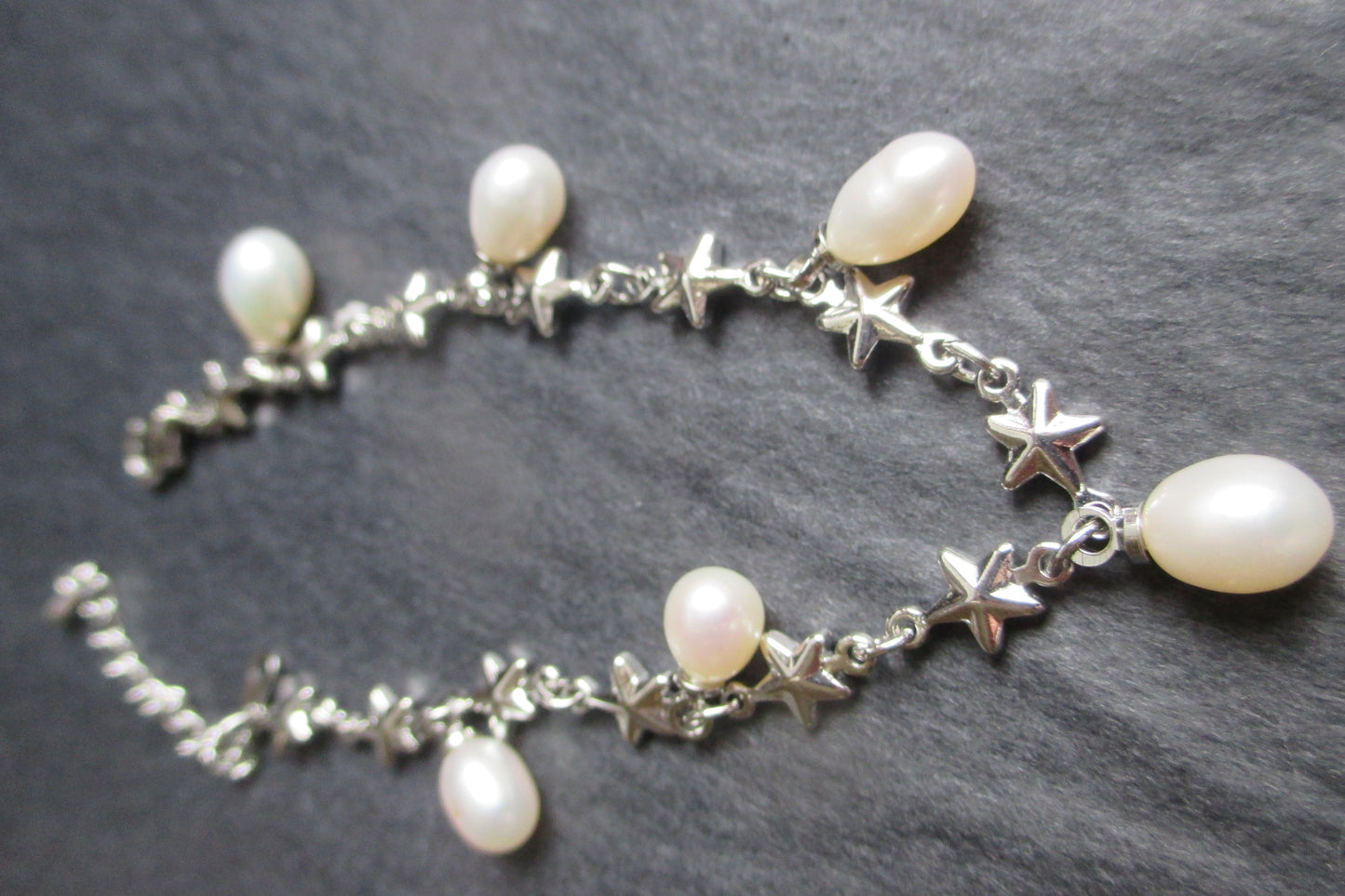 Pearl bracelet