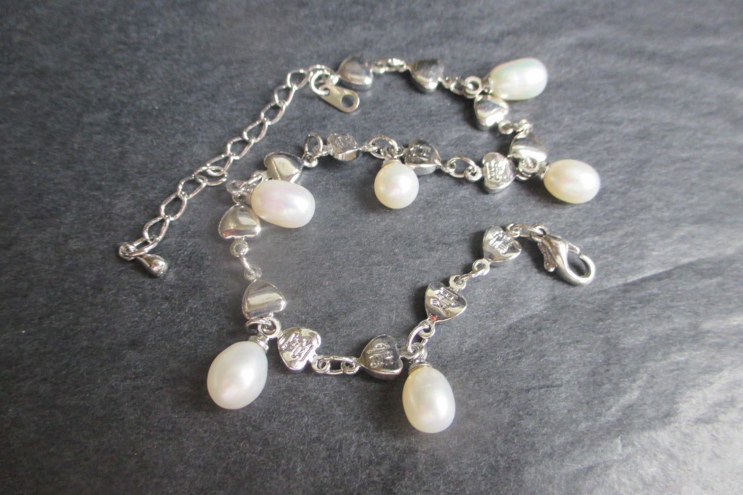 Pearl bracelet