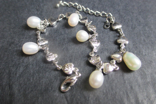 Pearl bracelet