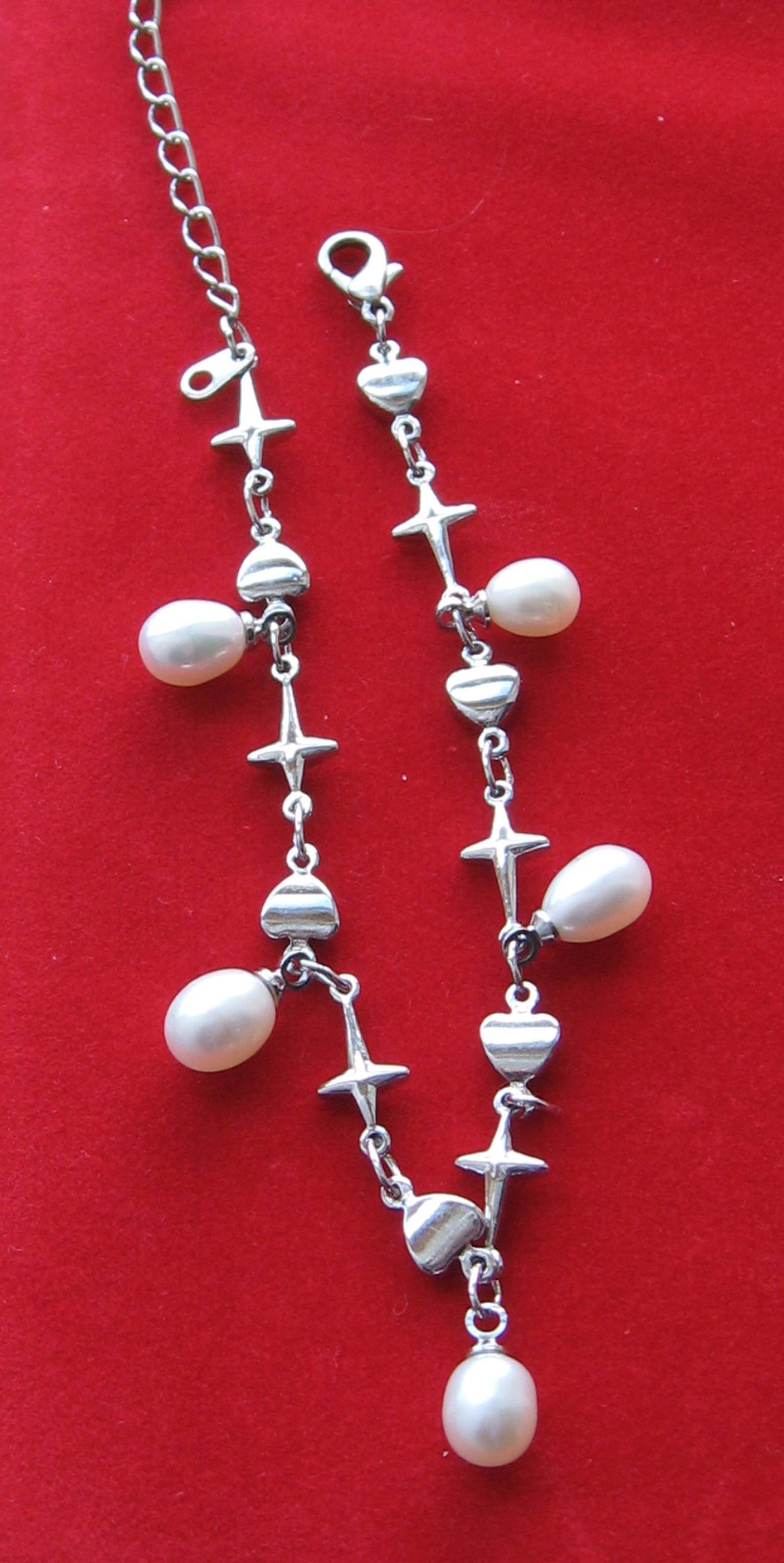 Pearl bracelet