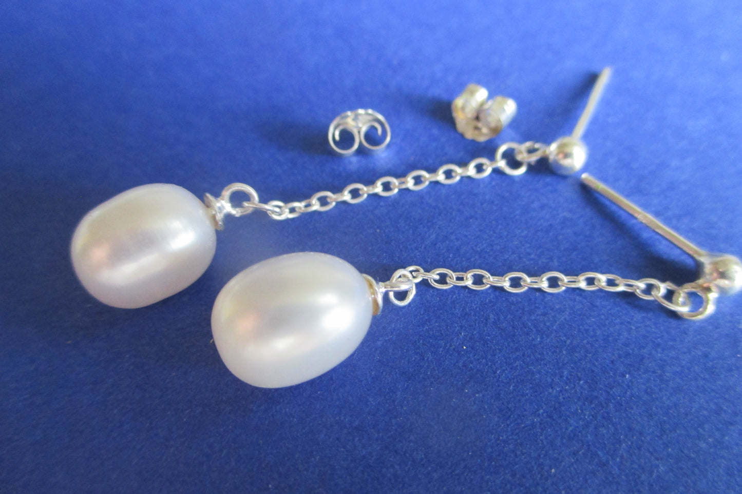 Silver stud pearl earrings