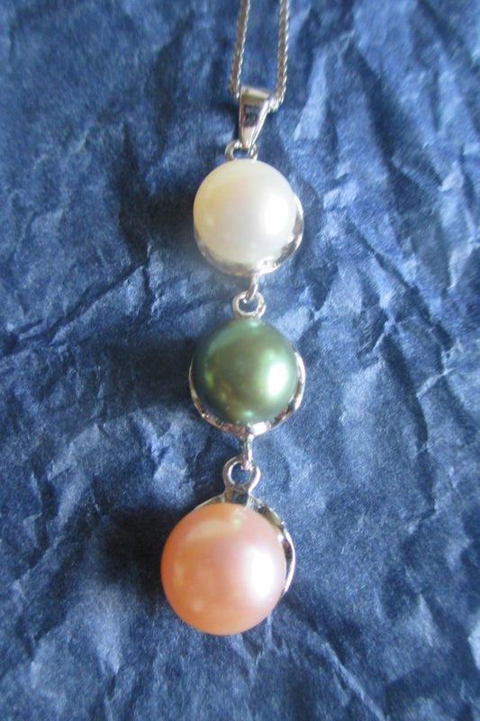 Pearls pendant drop