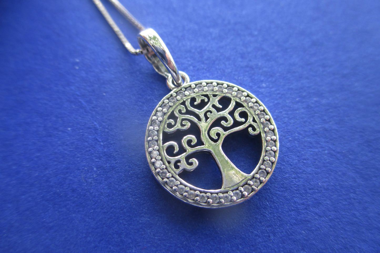 Tree pendant