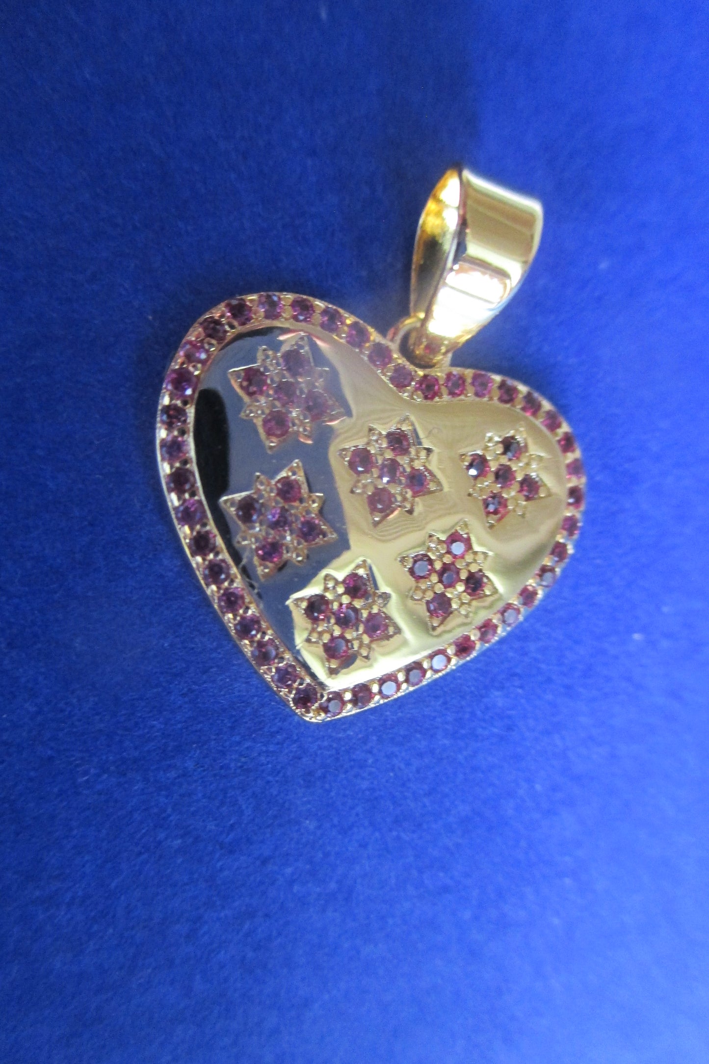 Gold plated silver pendant with accents