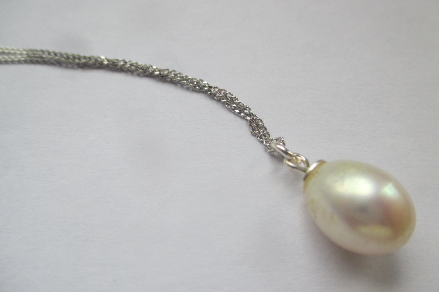 Pearl drop pendant