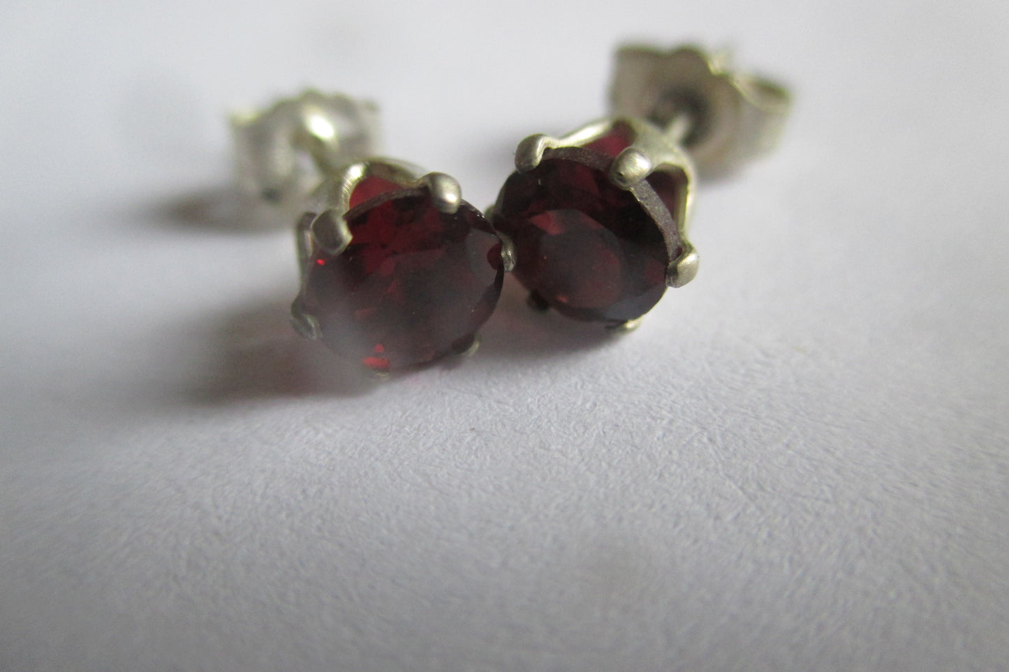 Silver stud red garnet earrings