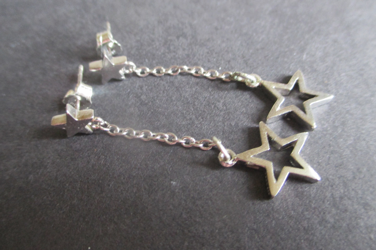 Silver stars stud earrings