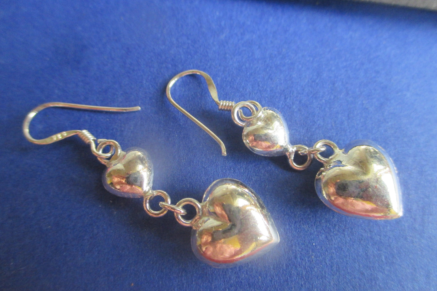 Hearts hook earrings