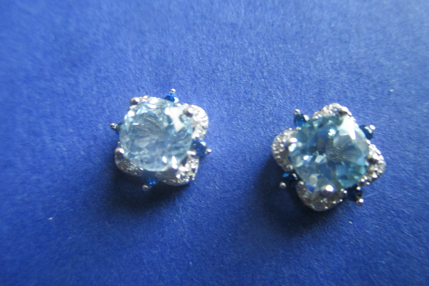 Sky blue zircon stud earrings