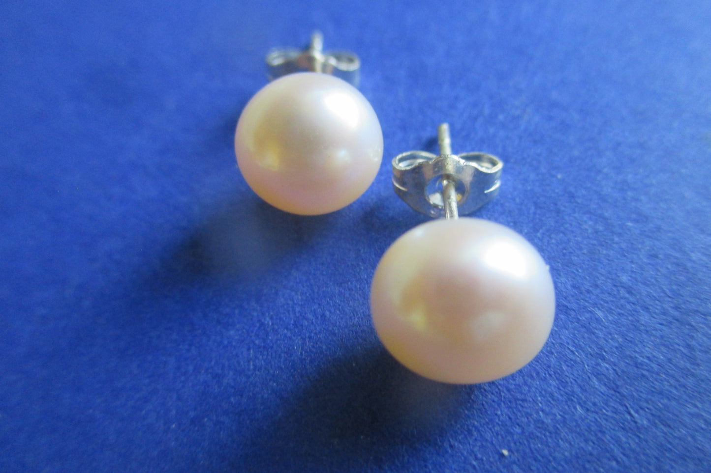 Pink pearl silver stud earrings