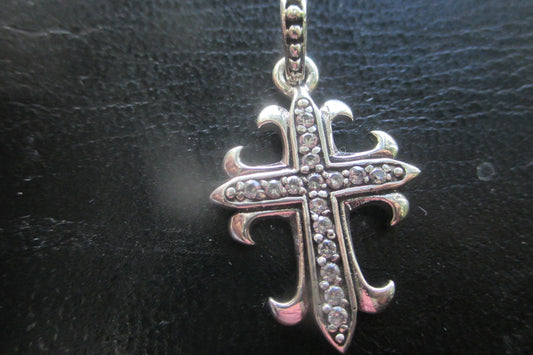 Cross pendant