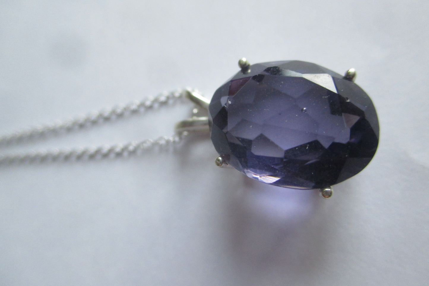 Amethyst silver pendant