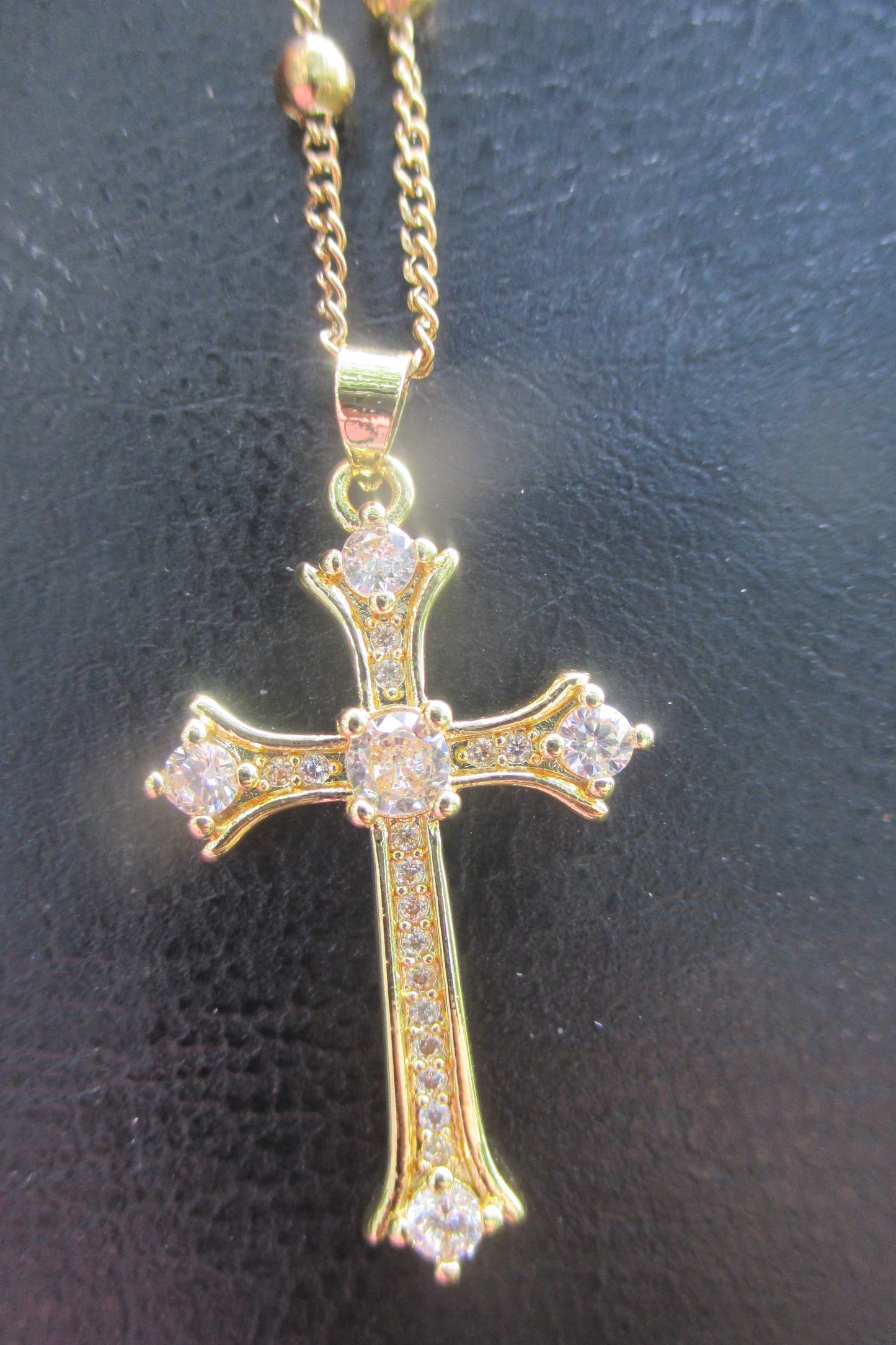 Accent cross pendant