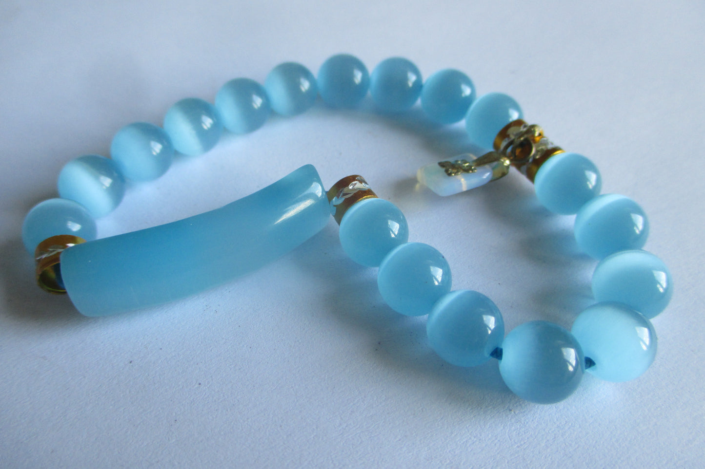 Sky blue Jaipur design glass bracelet