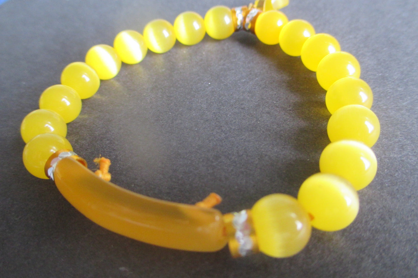 Jaipur design yellow glass bracelet