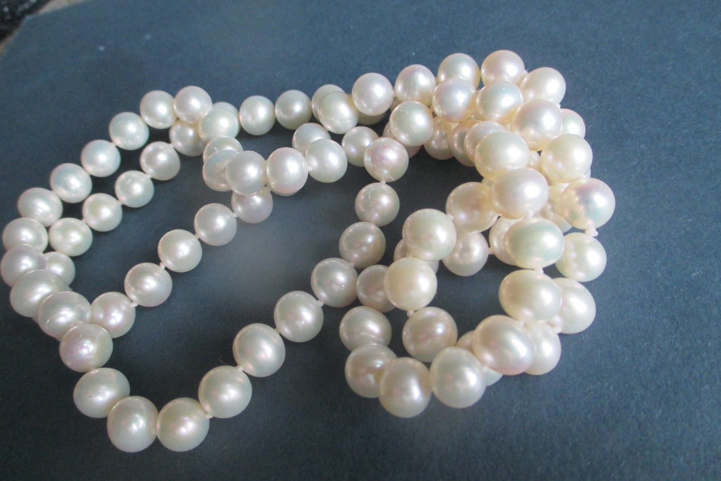 White Akoya pearl necklace