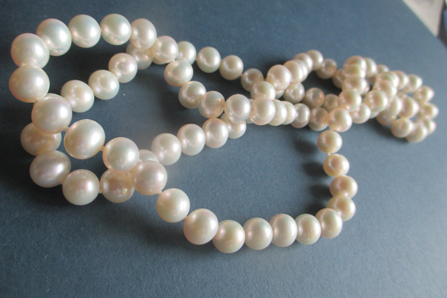 White Akoya pearl necklace