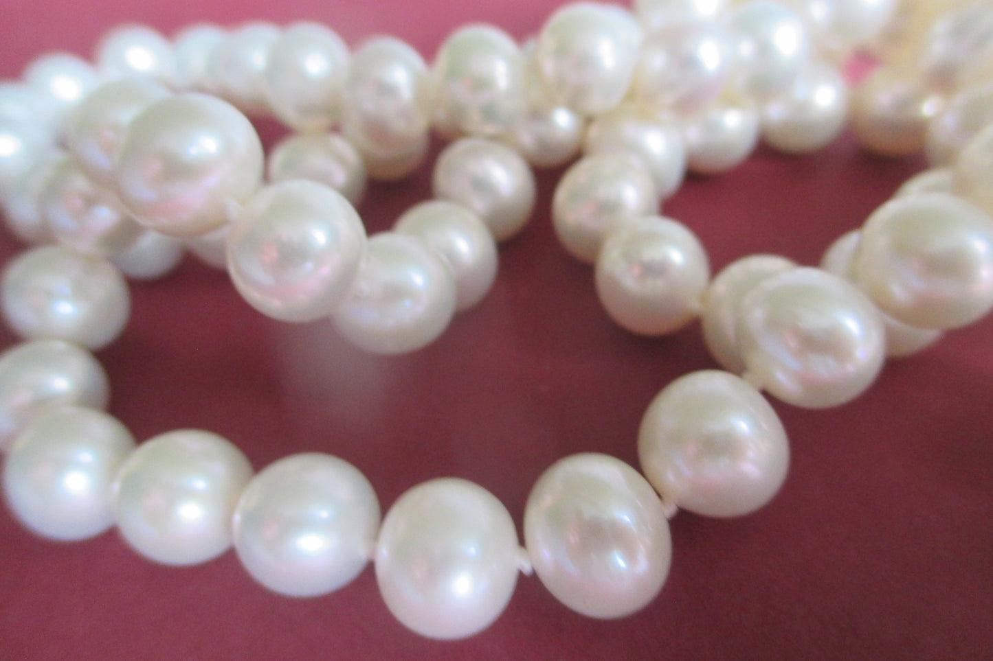 White Akoya pearl necklace