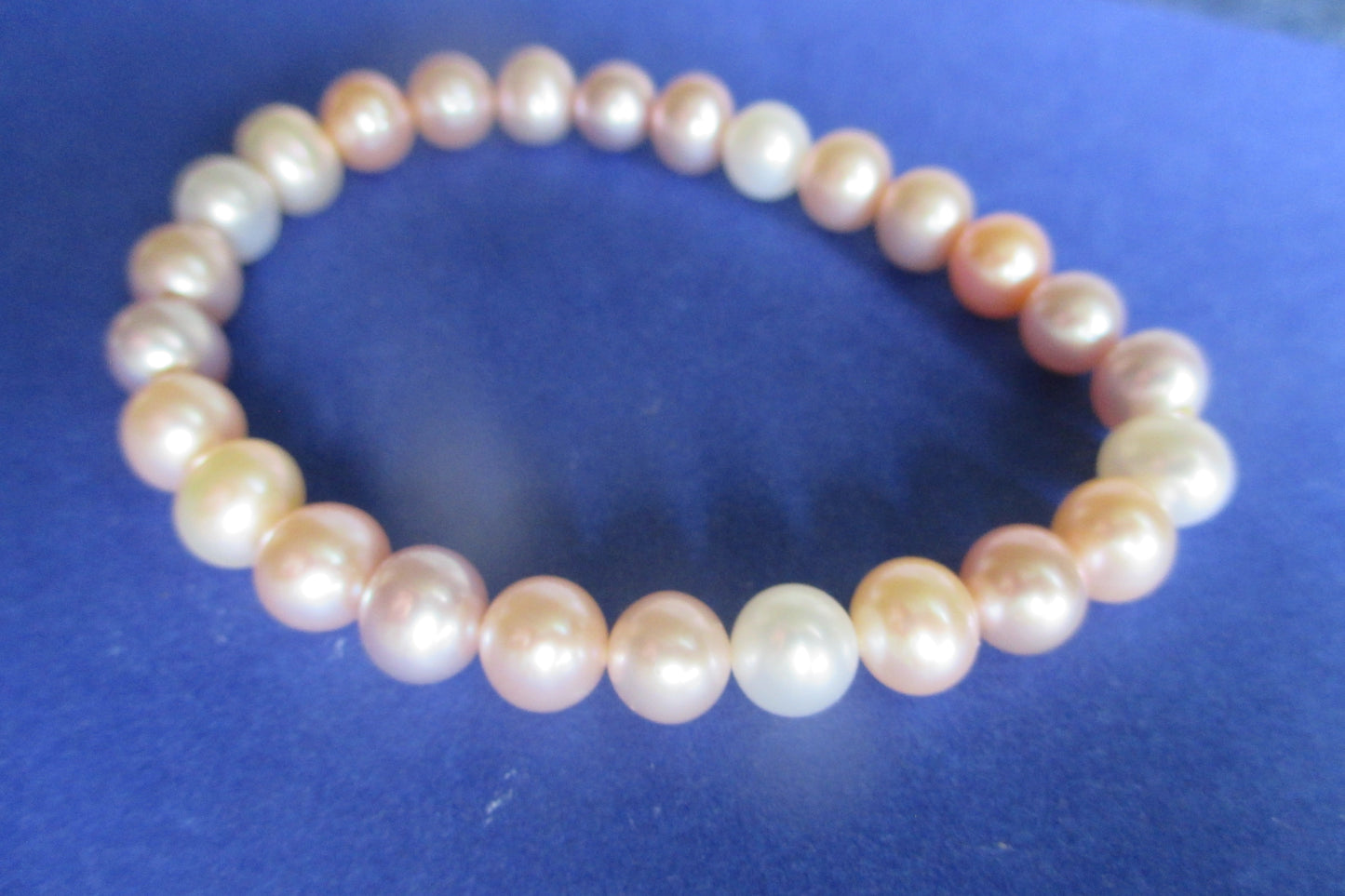 White Pink Lavender Akoya pearl bracelet