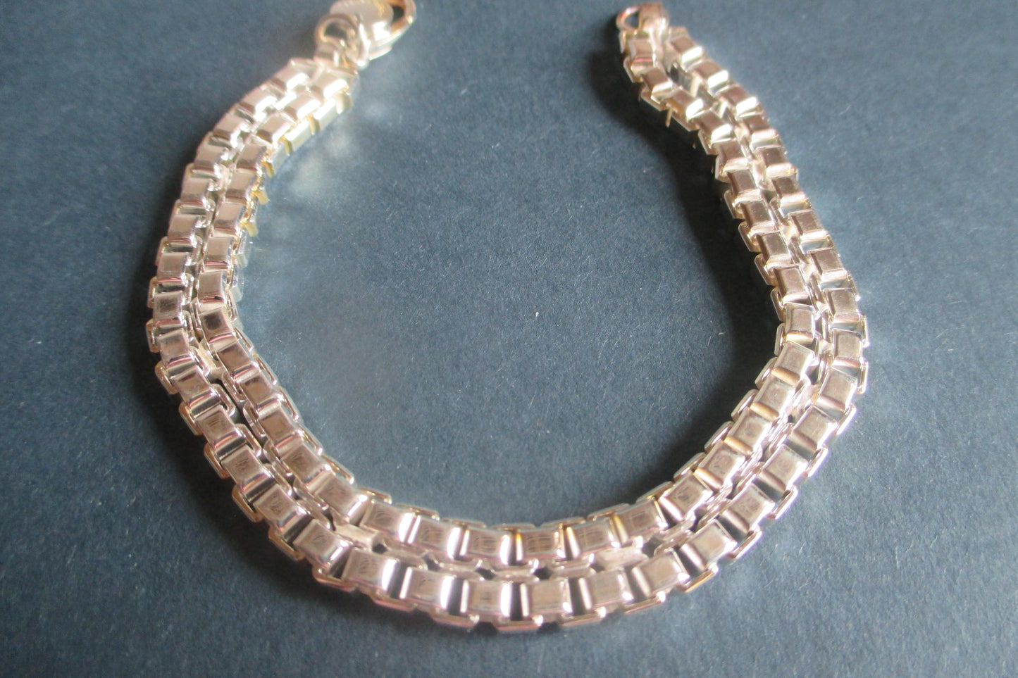 Interlinked Chain Bracelet