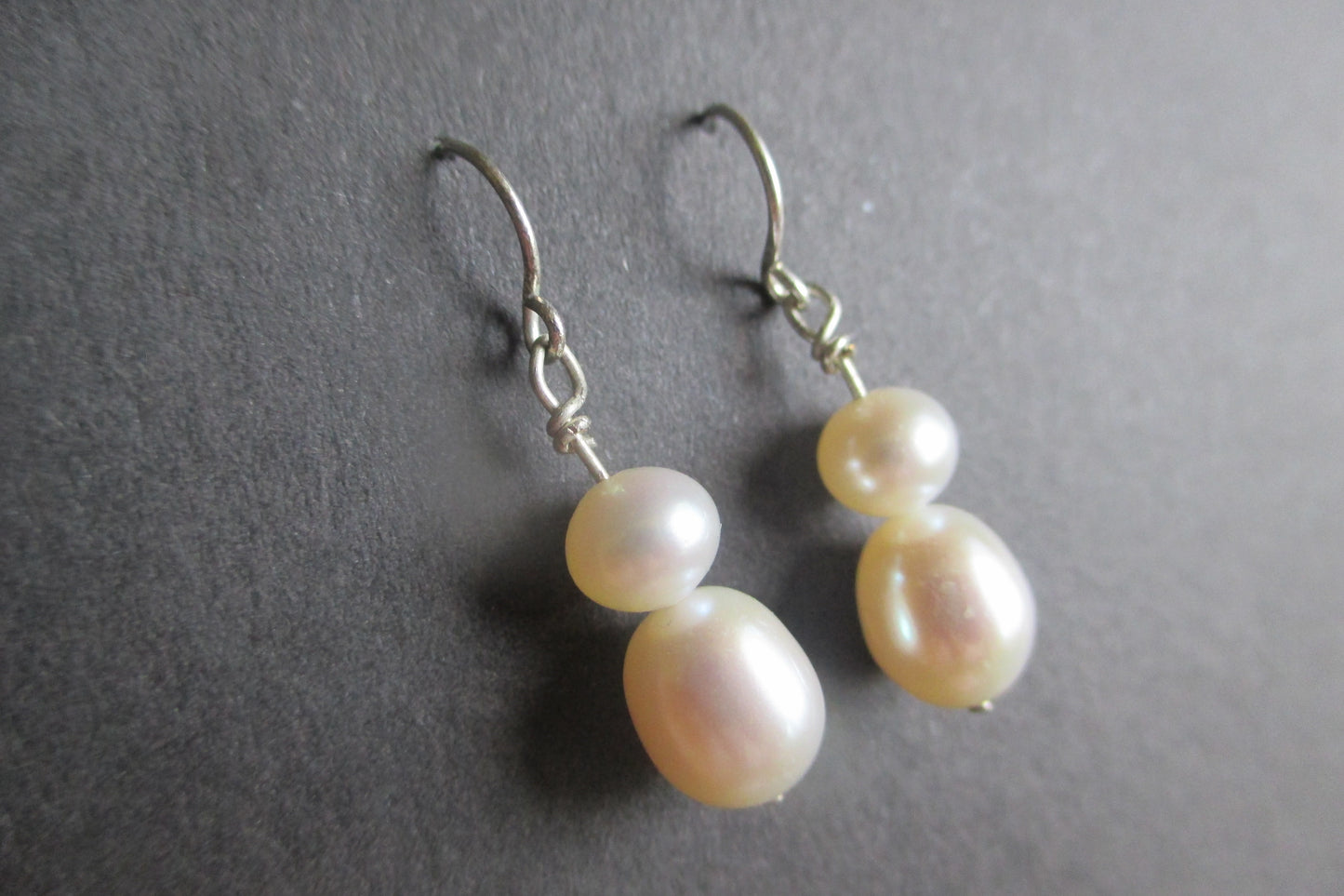 Silver pearls stud earrings