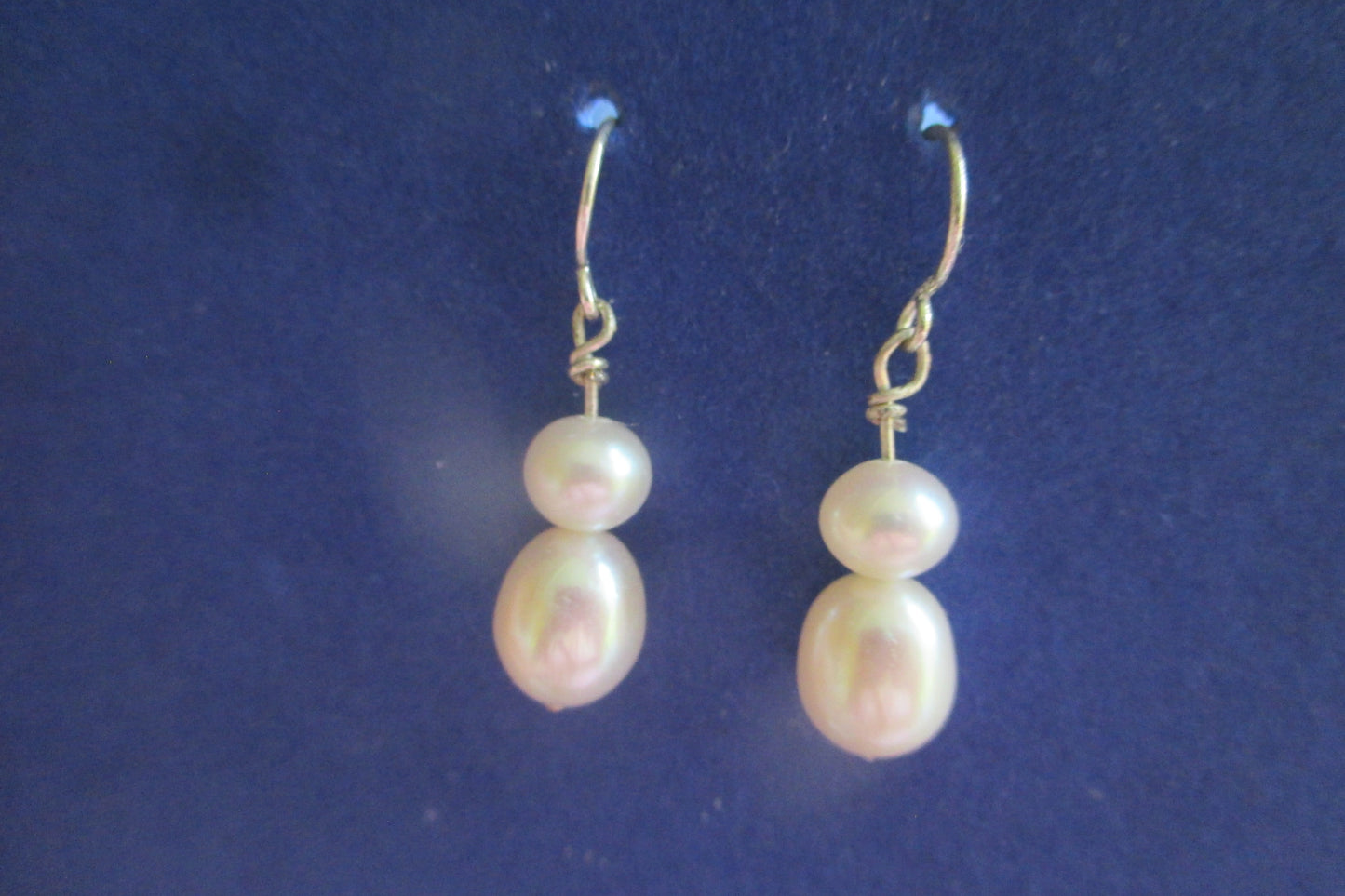 Silver pearls stud earrings