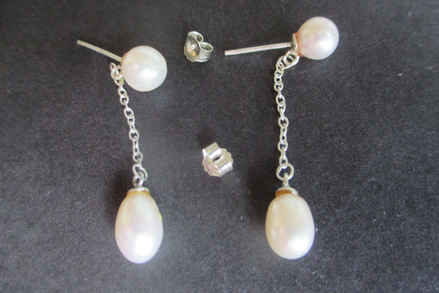 Silver pearl stud earrings