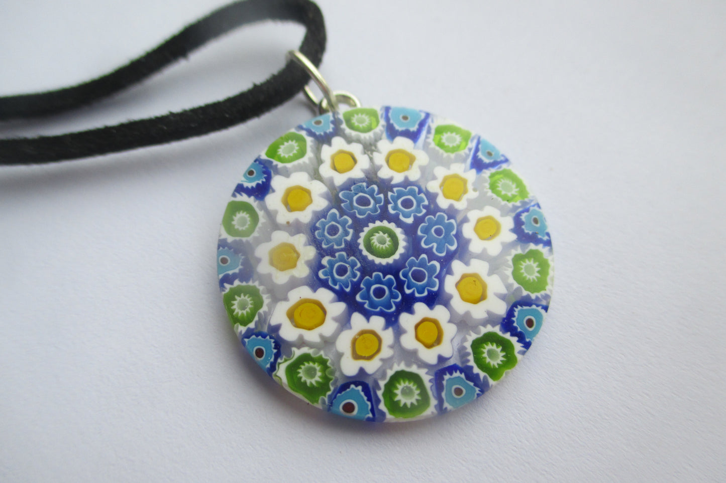 Venetian glass pendant