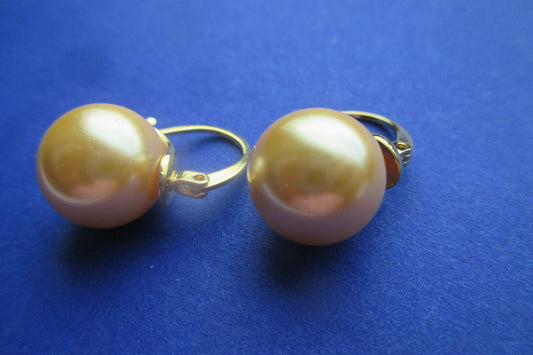 Pink clip pearl earrings