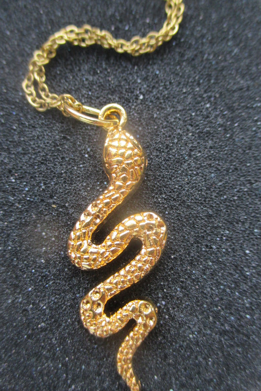 Snake pendant